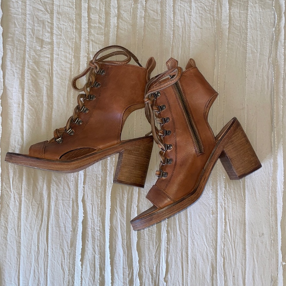 Vintage foundry CO heels ✨✨